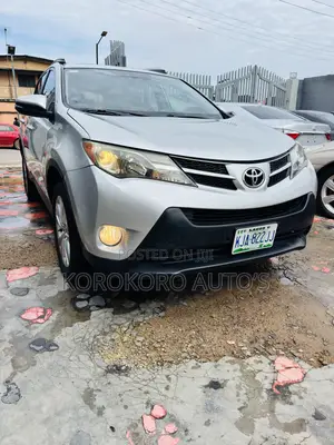 Toyota RAV4 Limited AWD (2.5L 4cyl 6A) 2016 Silver