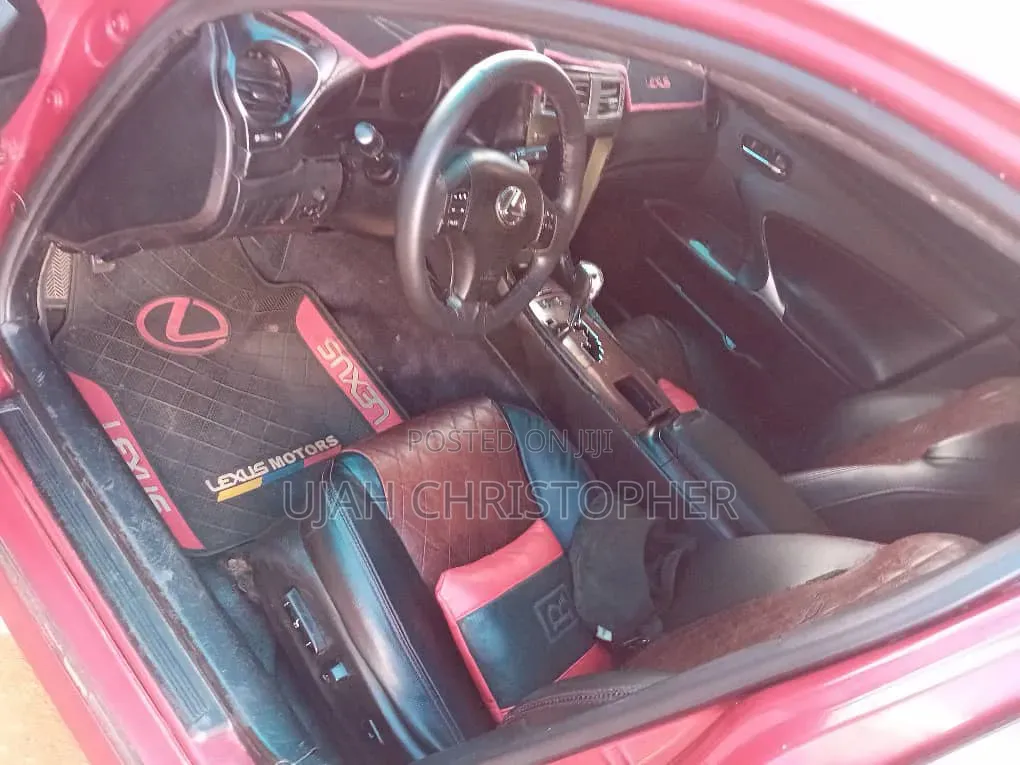 Lexus IS 2008 Red