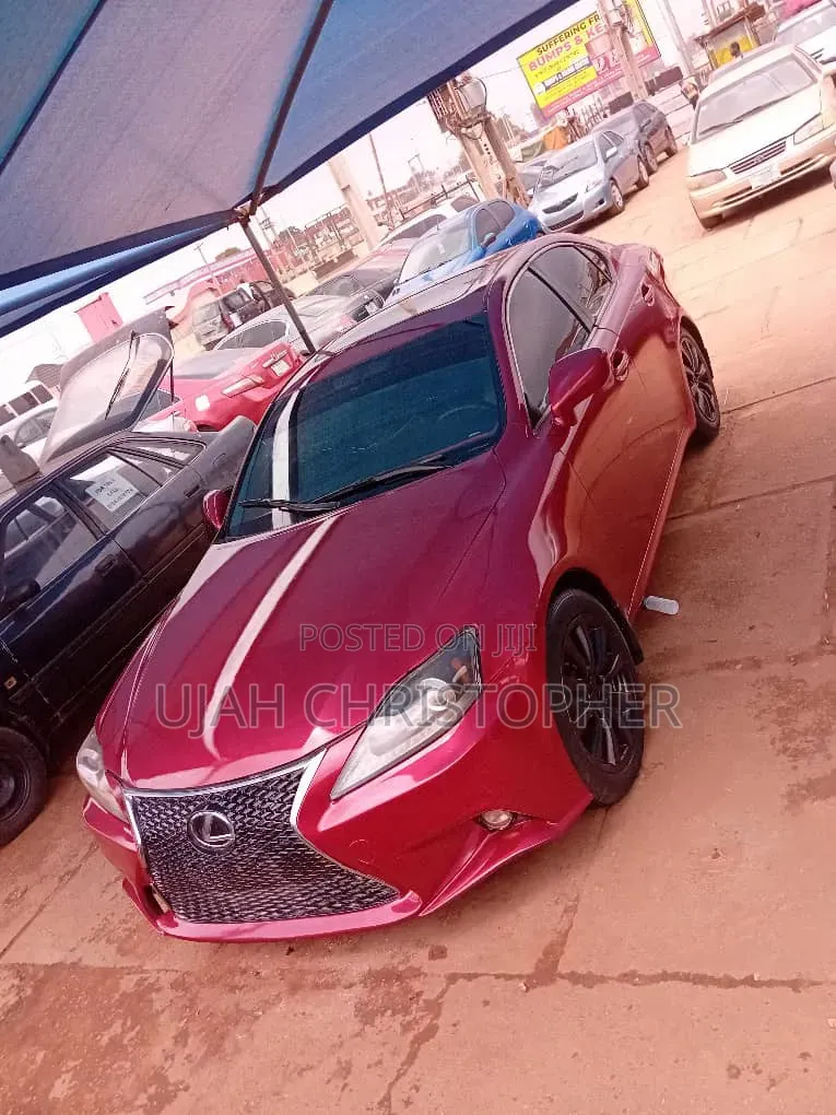 Lexus IS 2008 Red