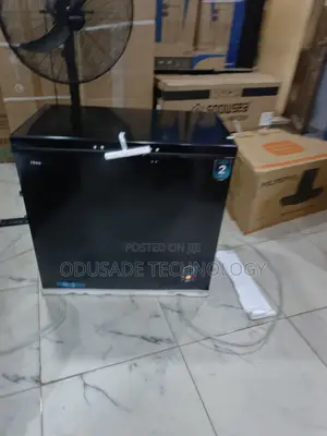 Hisense 250SH 189L Chest Freezer Black