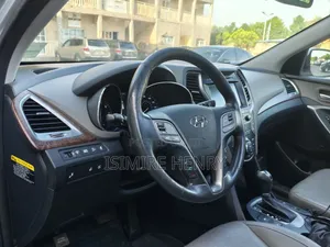 Hyundai Santa Fe SE Ultimate AWD 2017 Silver
