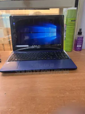 Laptop Acer 8GB Intel Core i3 HDD 1T
