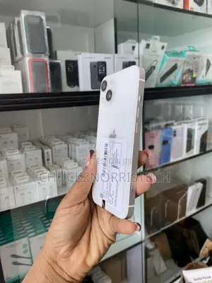 Apple iPhone 13 128 GB White