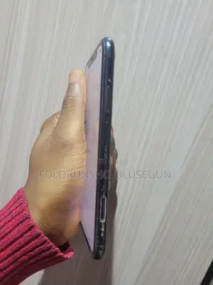 Apple iPhone XR 64 GB Black