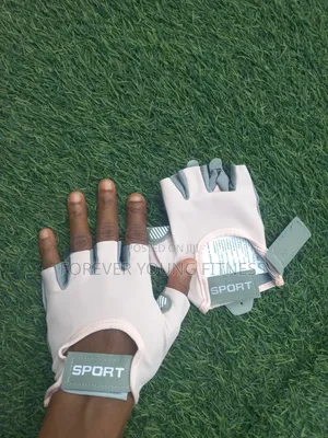 Female Gym Gloves
