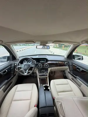 Mercedes-Benz GLK-Class 350 2014 Black
