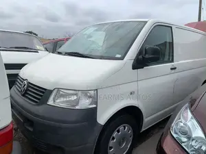 Volkswagen Transporter 2010 White