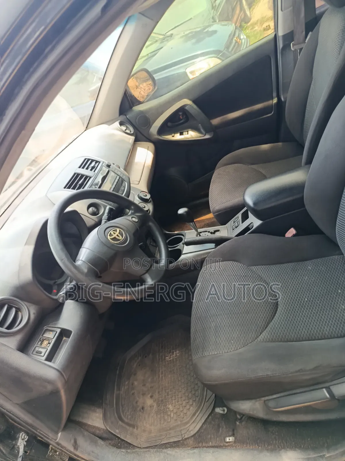 Toyota RAV4 2010 Gray