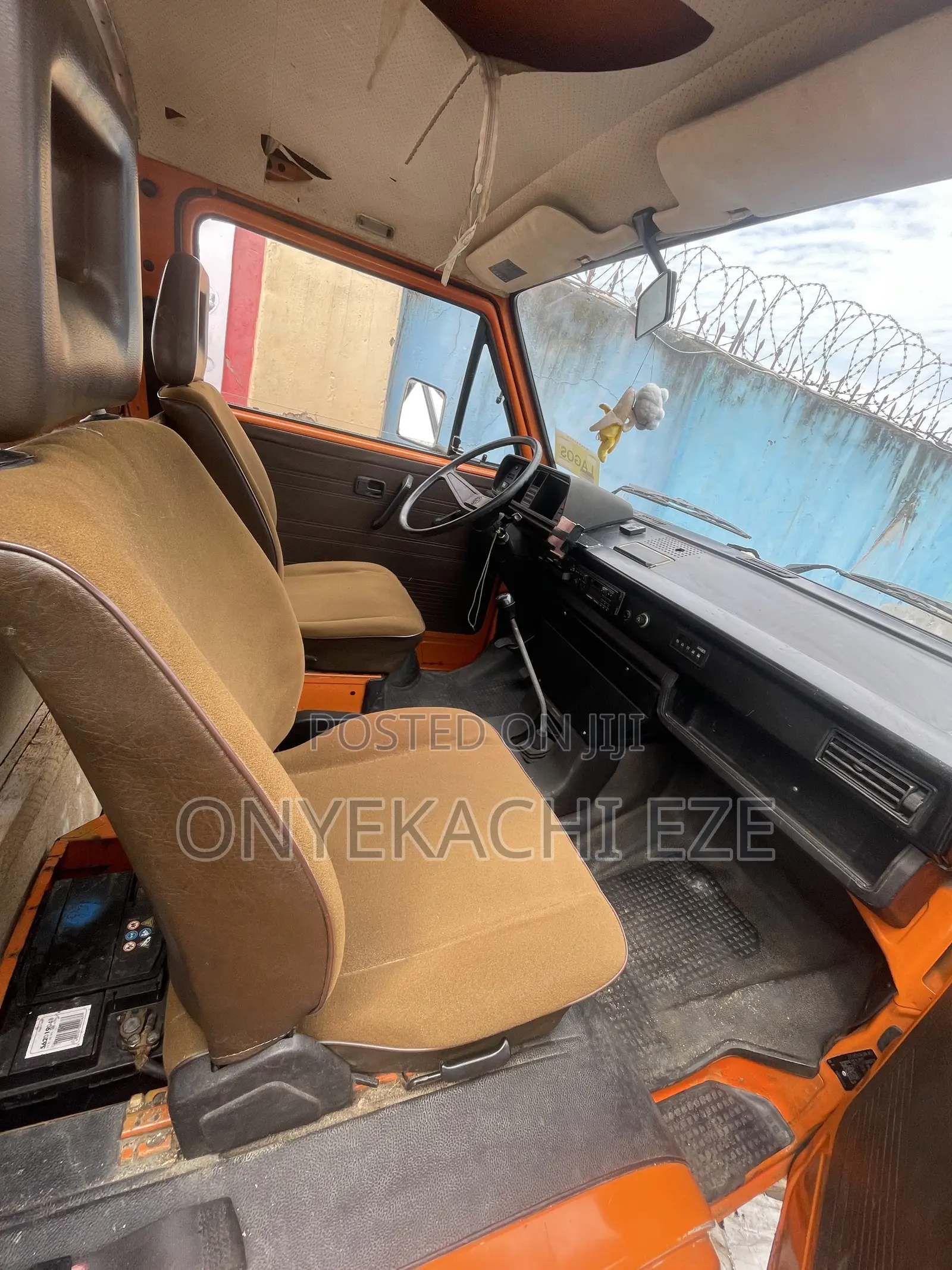 Volkswagen Transporter 2003 Orange