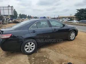 Toyota Camry LE 4dr Sedan (2.5L 4cyl 6AM) 2010 Black