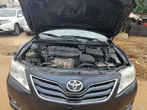 Toyota Camry LE 4dr Sedan (2.5L 4cyl 6AM) 2010 Black