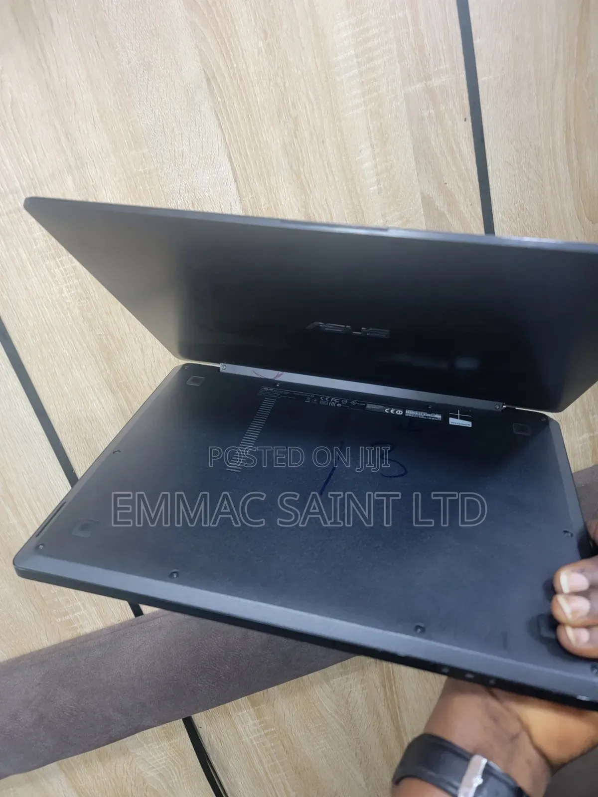 Laptop Asus Q302 4GB Intel Core i3 SSD 128GB