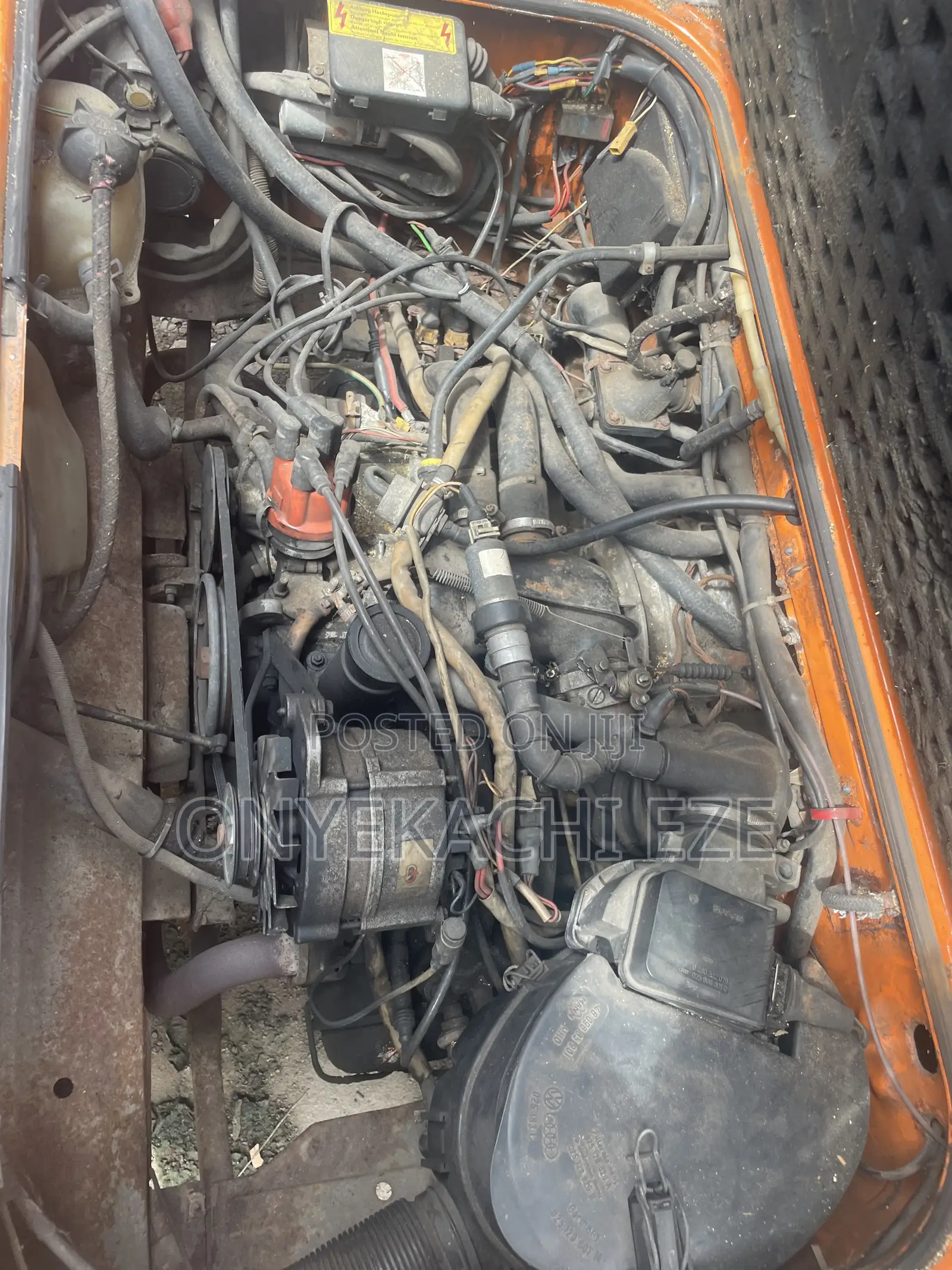 Volkswagen Transporter 2003 Orange