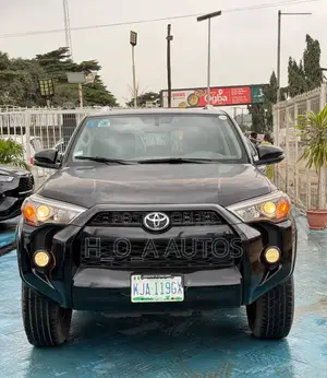 Toyota 4-Runner 2017 Black