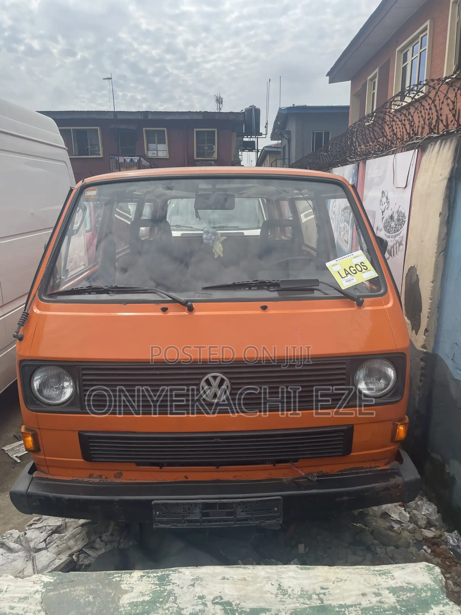 Volkswagen Transporter 2003 Orange