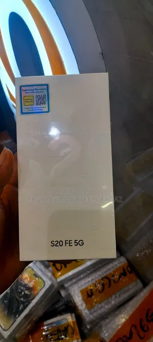 New Samsung Galaxy S20 FE 5G 128 GB White