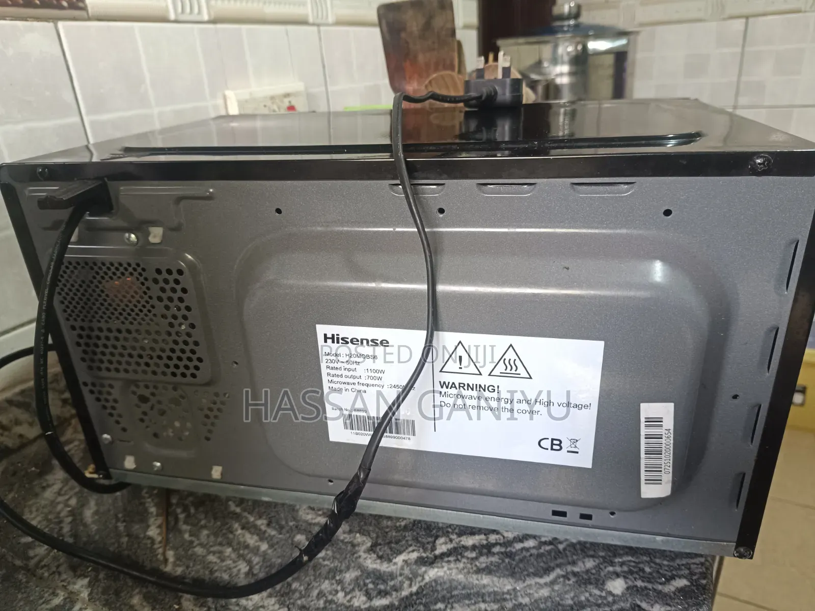 Hisense Microwave Black 20l - - Complete Set