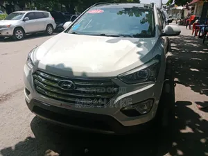 Hyundai Santa Fe 2014 White