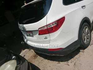 Hyundai Santa Fe 2014 White