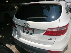 Hyundai Santa Fe 2014 White