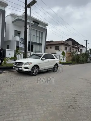 Mercedes-Benz M Class 2013 White