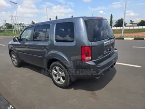 Honda Pilot 2013 Gray