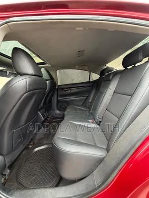 Lexus ES 2015 Red