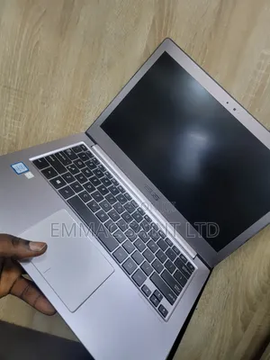 Laptop Asus UX305UA 8GB Intel Core i5 SSD 256GB