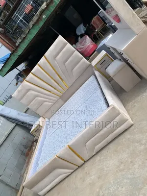 6by6 Bed Stand With Vanity Table and Side Drawers.