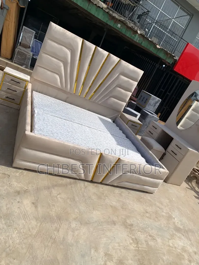 Neatly Padded 6by6 Bed Set.