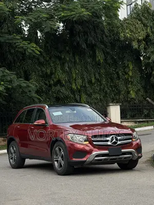 Mercedes-Benz GLC-Class 2016 Red