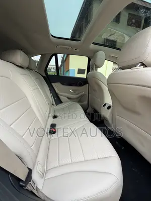 Mercedes-Benz GLC-Class 2016 Red