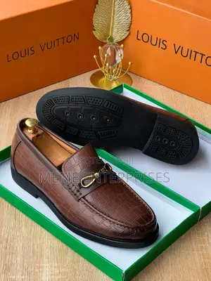 Flat ClaRKs Shoe