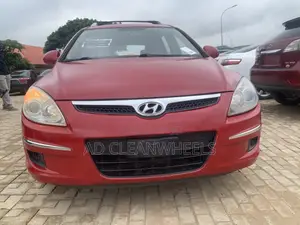Hyundai Elantra Touring SE Automatic 2012 Red