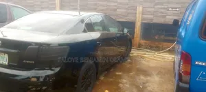Toyota Avensis 2011 Black