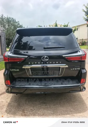 Lexus LX 2017 Black
