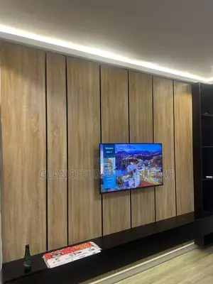 TV Console Exquisite