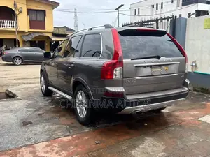 Volvo XC90 2010 Brown