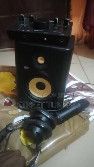 One Studio Monitor