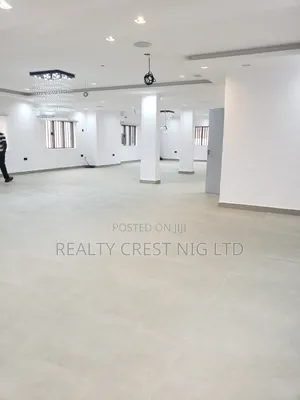 Serviced Open Office Space Measuring 160sqm