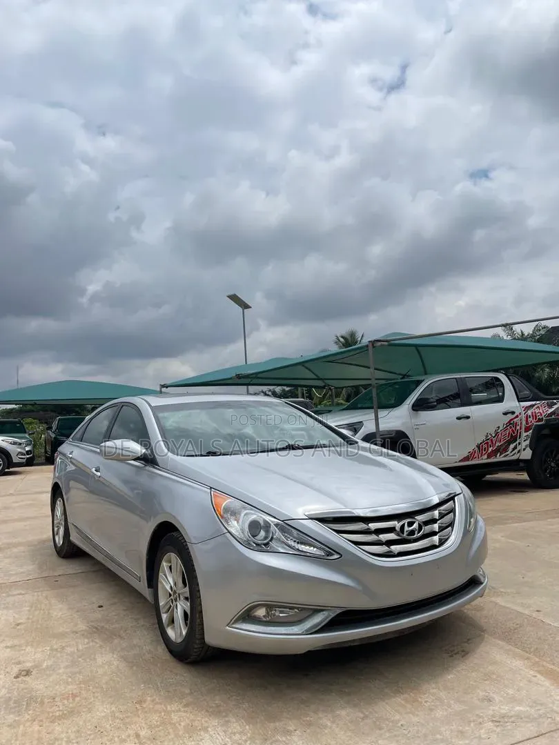 Hyundai Sonata 2012 Silver