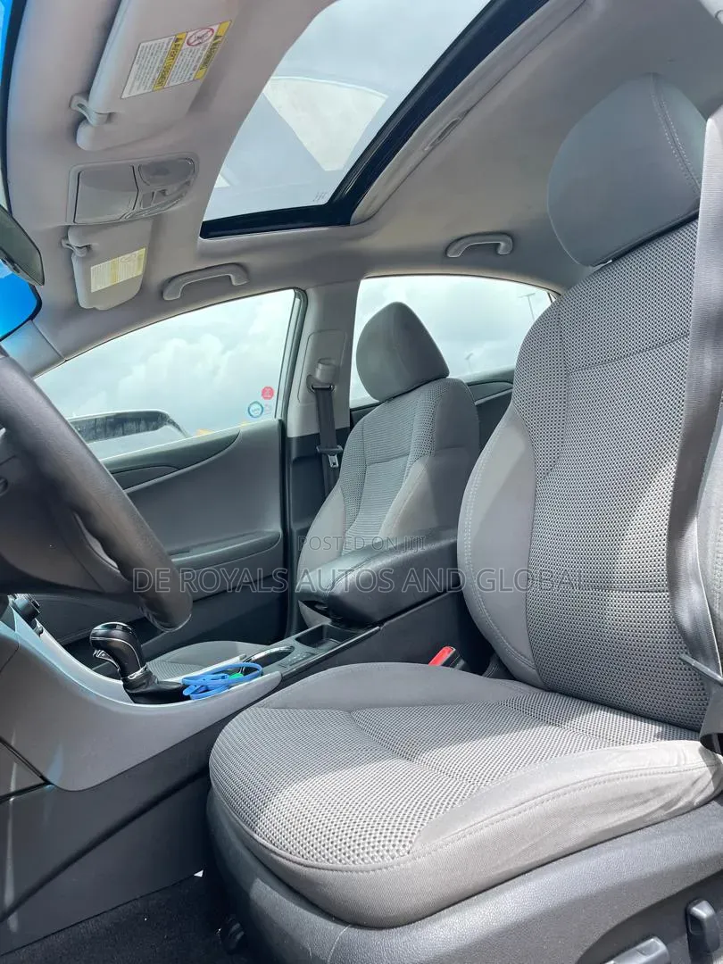 Hyundai Sonata 2012 Silver