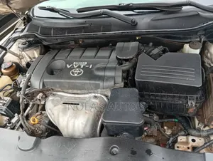 Toyota Camry 2008 Gold
