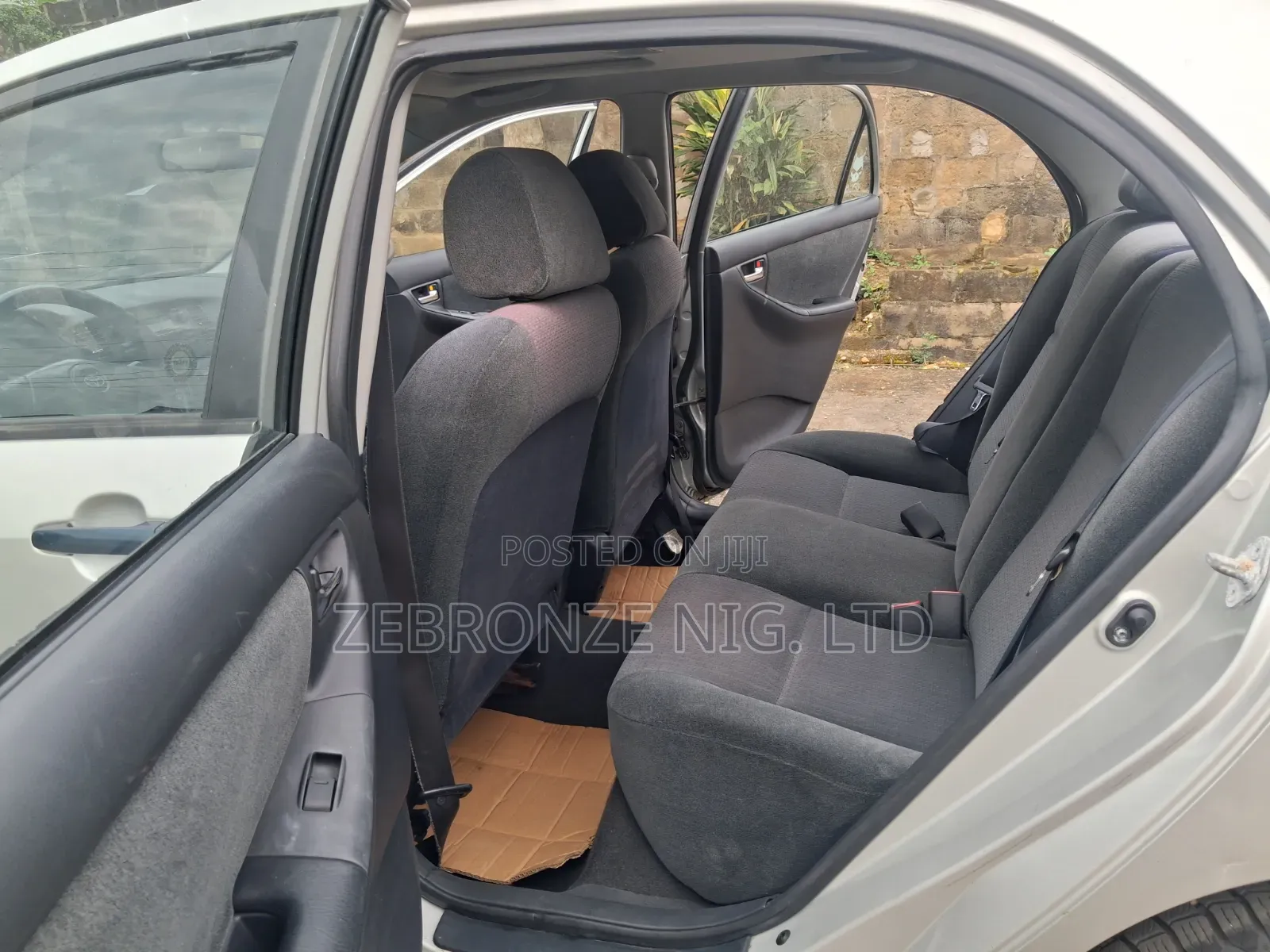 Toyota Corolla 2004 Silver