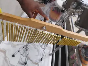 36-Bar Wind Chimes / Mark Tree - Gold Tone