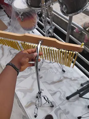36-Bar Wind Chimes / Mark Tree - Gold Tone