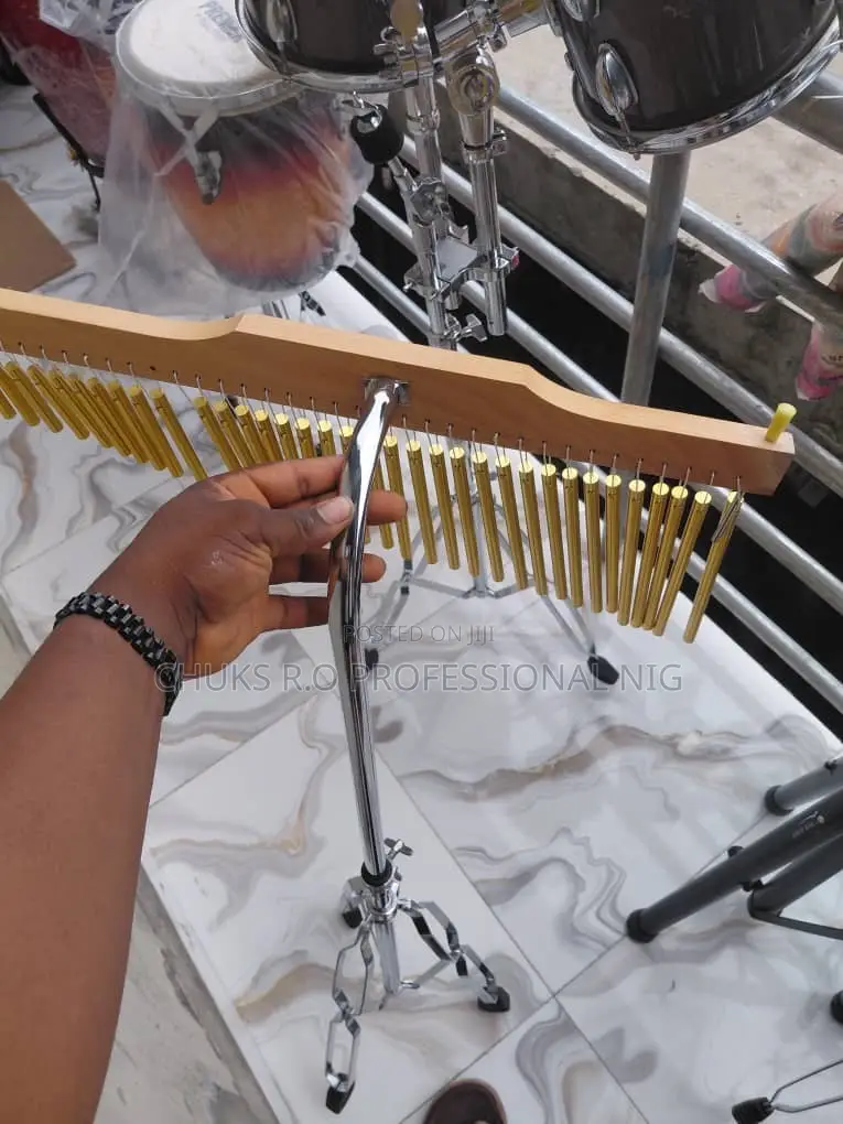 36-Bar Wind Chimes / Mark Tree - Gold Tone