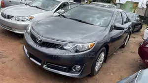 Toyota Camry 2014 Gray