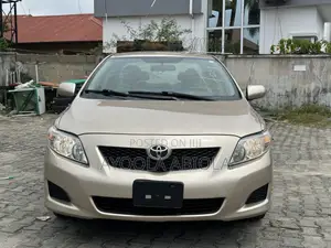 Toyota Corolla 1.8 Advanced 2009 Gold