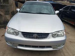 Toyota Corolla 2001 Silver